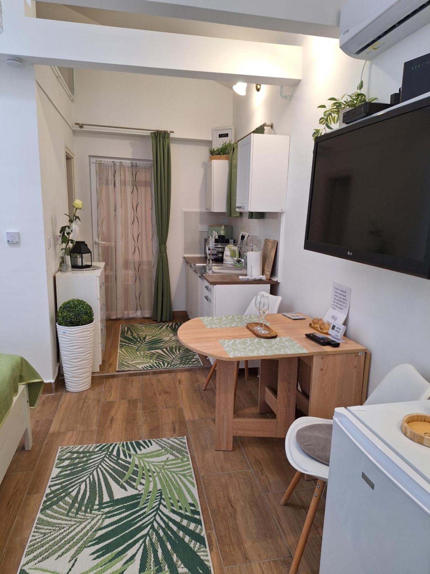 Varfal Apartman II Eger Esterno foto